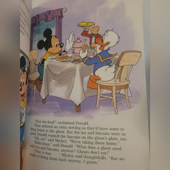 •Disney• Small World Library Book "The Castle Ghost"  w Mickey Mouse - Picture 3 of 5